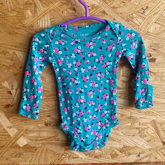 Floral Long Sleeve Onesie - Picture 1 of 4